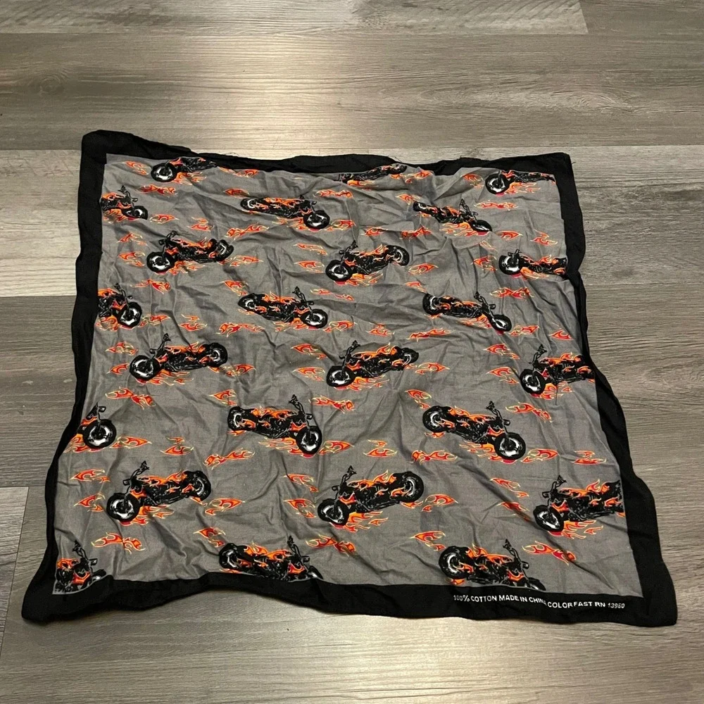 Vintage Flaming Motorcycle Bandana 100% Cotton Biker Scarf Grey Black RN 13960